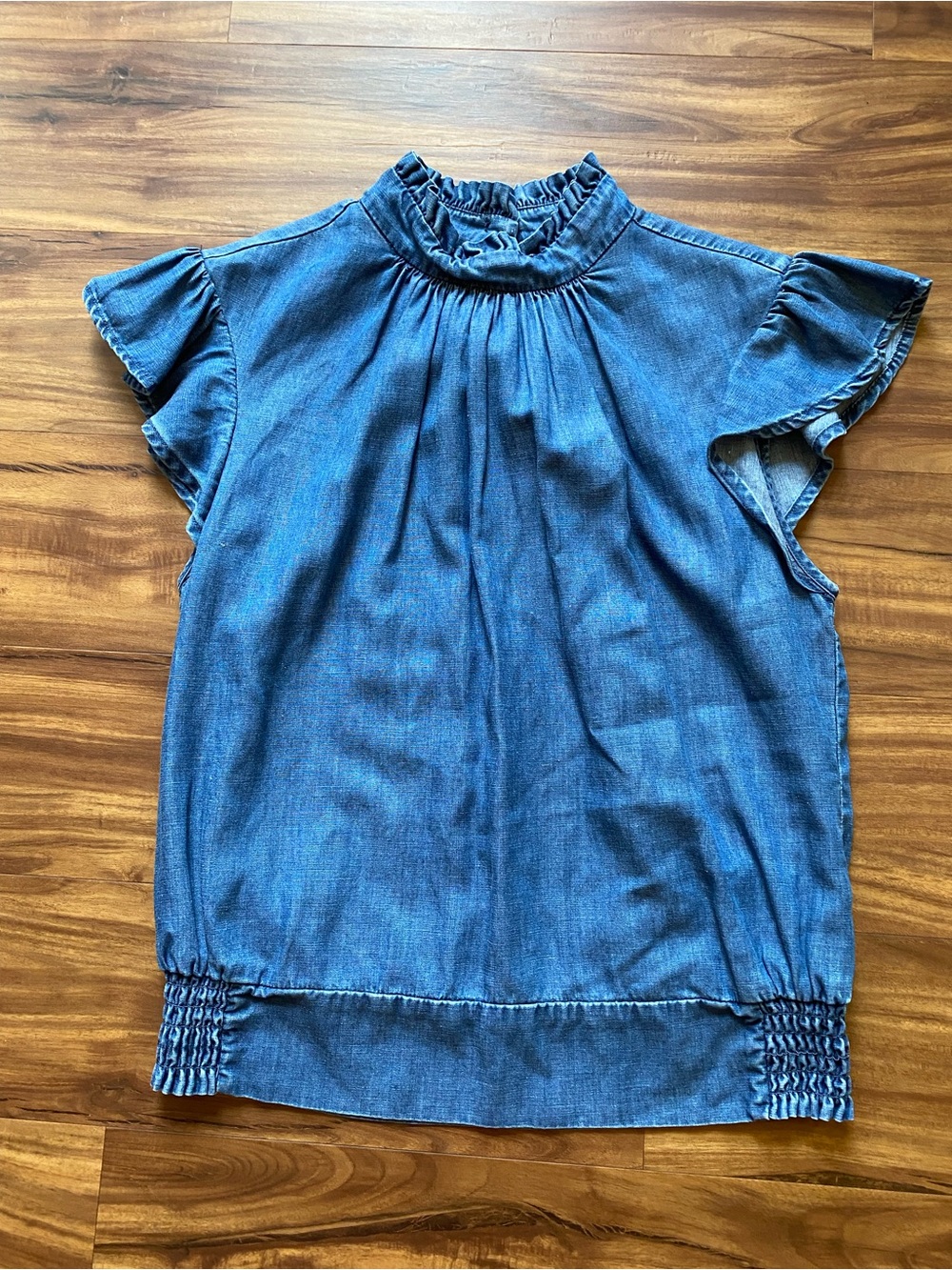 Frame Denim Chambray Ruffle-Neck Flutter Sleeve Top - Blue